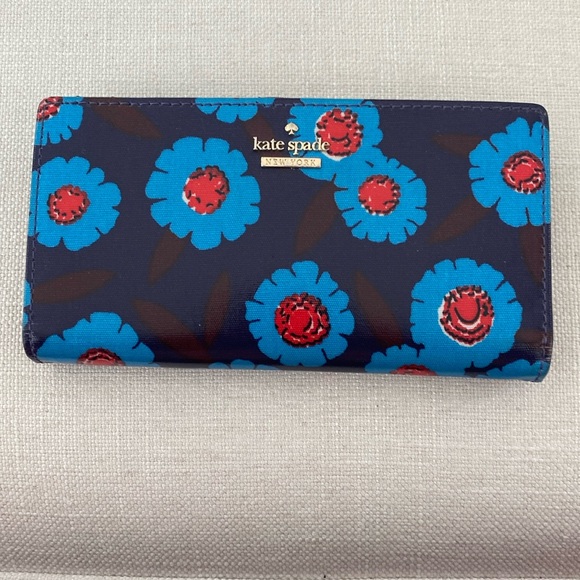 kate spade blue and red floral bifold wallet. - Picture 1 of 4